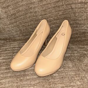 Women’s CM Heels - size 10